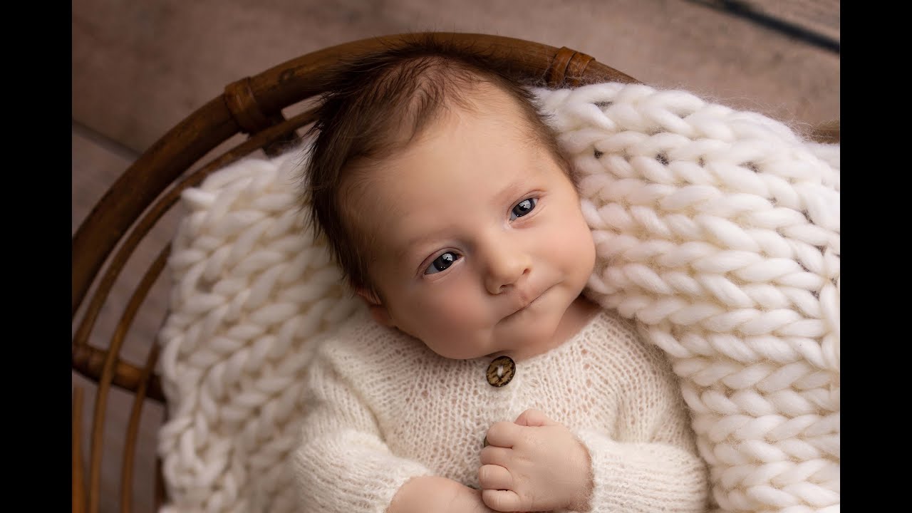 Hartland Michigan Newborn Photographer: Rowan's Session