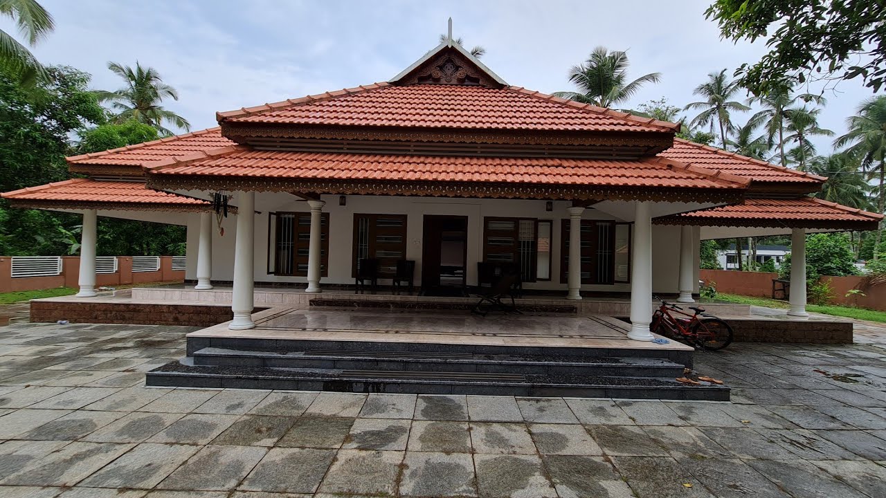 OUR DREAM HOME 🏡 | HOME TOUR | NAALUKETTU VEEDU 😍