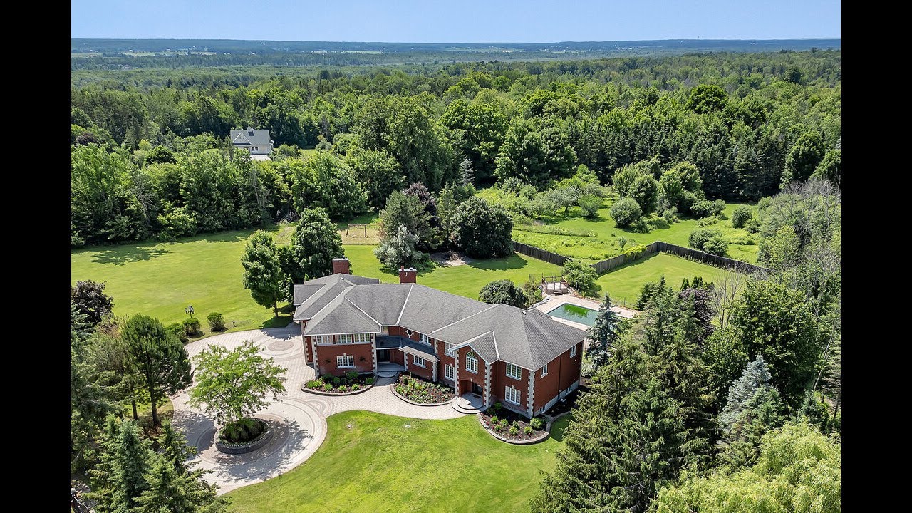 141 Kerry Hill Crescent