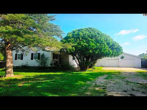 1500 E 9th St, Newton, KS home video tour