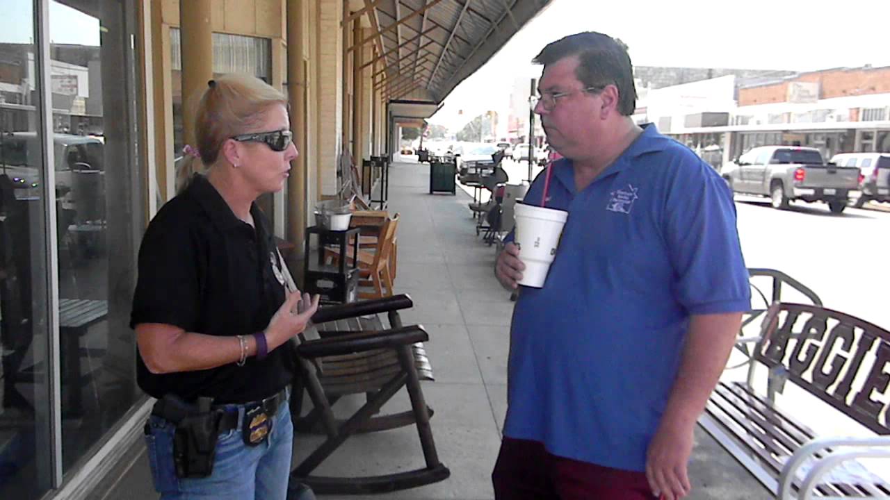 Mike Hanson Confronts BATF In Gonzales Texas October 1 2015