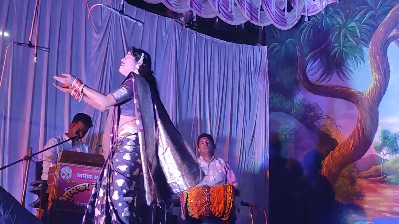 कु.दीप निर्गुण यांची अप्रतिम भूमिका आणि अप्रतिम गायन सादरीकरण