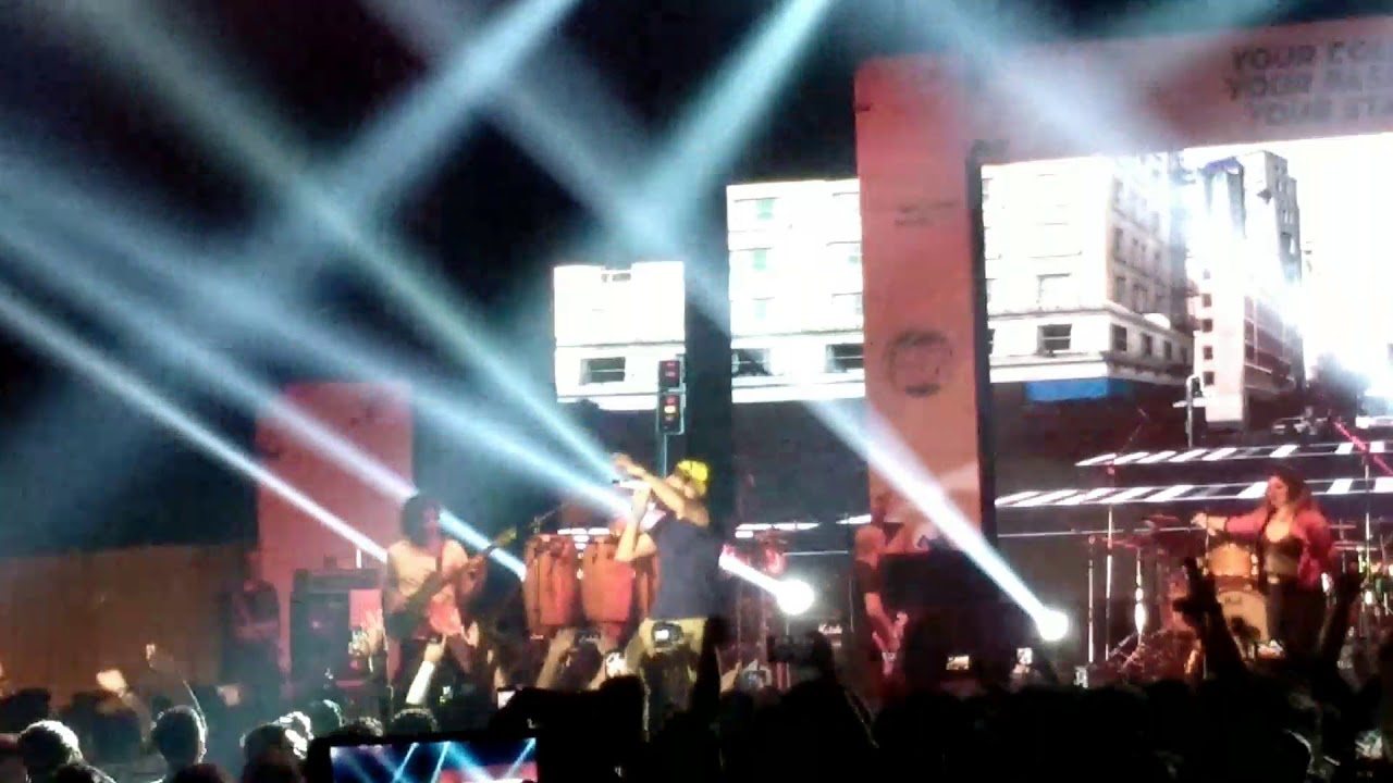 Farhan akhtar ... THOMSO 2K17