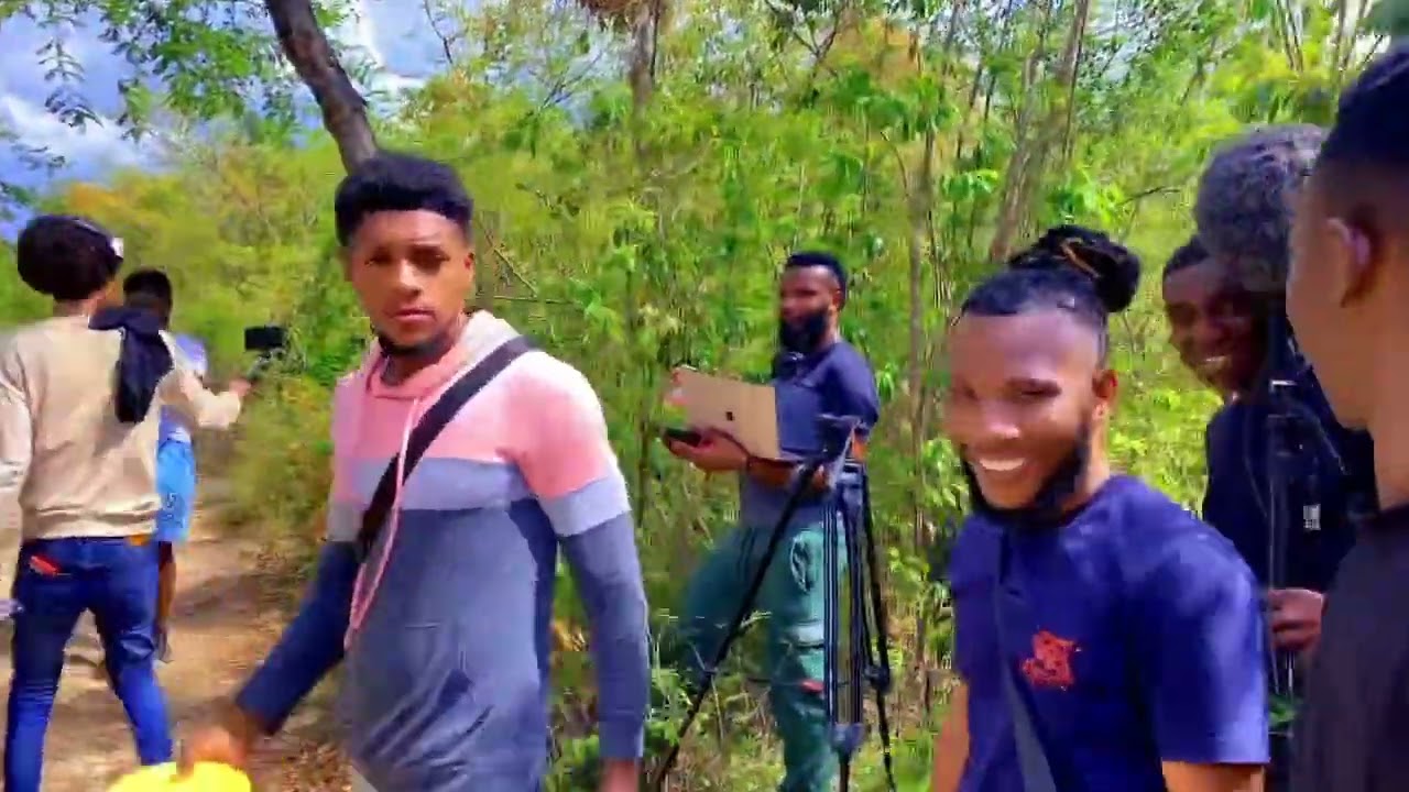 Men plezi nan tounaj jeu zabelle ti moun 