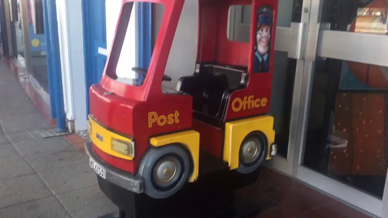 Whittaker Bros 1-Seater Post Van Kiddie Ride - YouTube