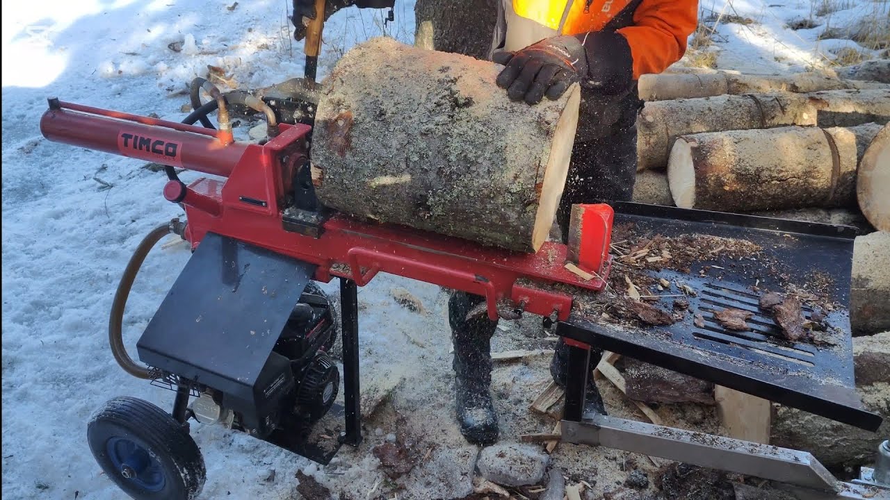 Puiden halkomista ja pätkimistä, timco 12t ja Husqvarna 550xp