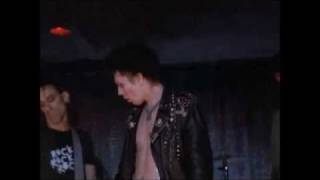 Clip from from Sid & Nancy with Gary Oldman singing She's something...