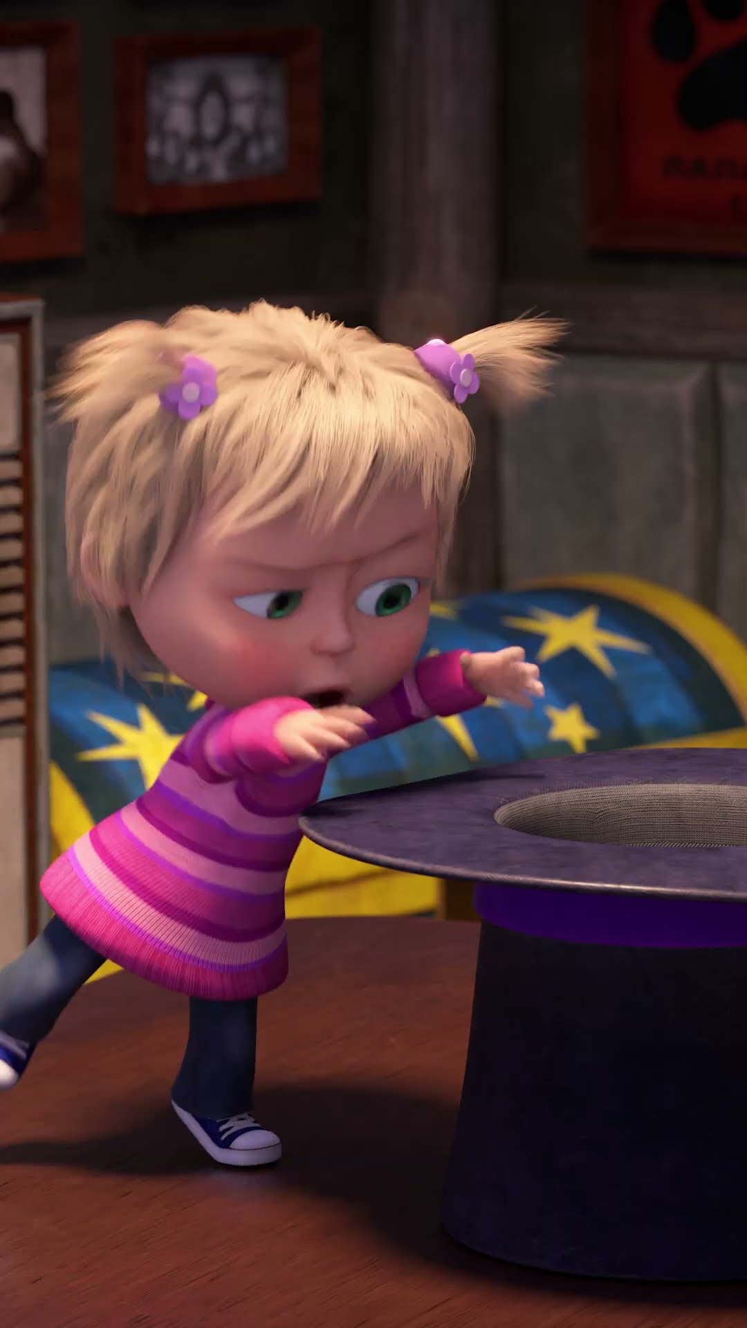 The Queen of the flies ?? #It'snoSliceofHeaven #MashaAndTheBear #Shorts #cartoonforkids #kids