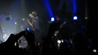 Machine Gun Kelly - Sail - Live Dublin Olympia 21-09-2017
