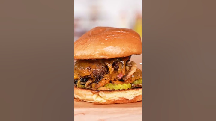 Joshua Weissman   50 People Try to Make The Best Burger Ever