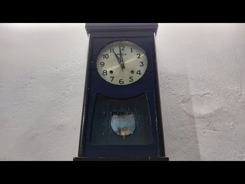 تصویری: ساعت دیواری با پاندول: ساعت مکانیکی با ضربه زدن در قاب چوبی و ساعت عتیقه با وزنه ، گزینه های دیگر. داستان آنها