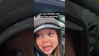 Filips Pappa otur att pakera bilen? #shorts Filips Pappa otur att pakera bilen? #shorts