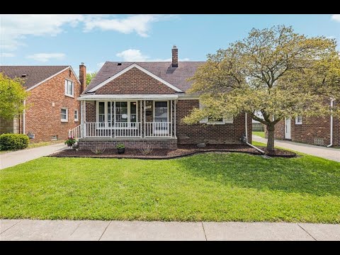 13527 Phelps Street, Southgate, MI home video tour