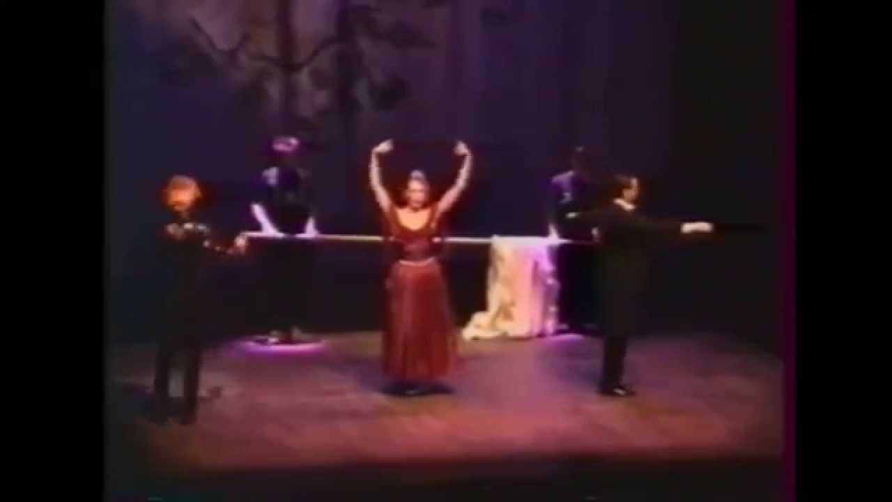 Till Fechner as hysterical "Prima Ballerina"