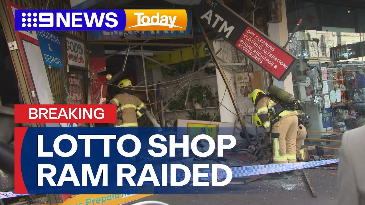 Lotto shop ram-raided in Melbourne | 9 News Australia