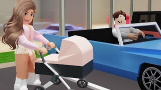 BUYING A FAMILY CAR | Brookhaven Roleplay screenshot 3