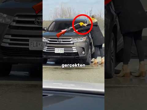 Araba motorunu mazotla temizlemek 