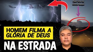 HOMEM FILMA SINAL DE DEUS ENTRE AS NUVENS