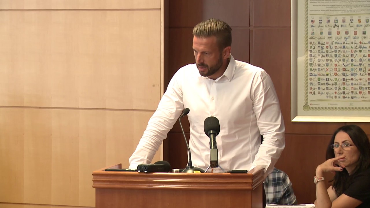 Treba li Gospiću naplata parkinga?