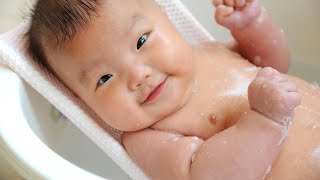 How to Bathe a Baby Boy | Tips For First Time Parents.