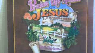 Video thumbnail of "Lift Jesus Higher - Dale Garratt"