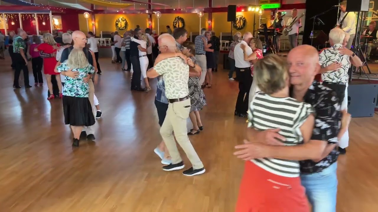 Engdahls Brunnsparken 14/9-24 Em dans#1