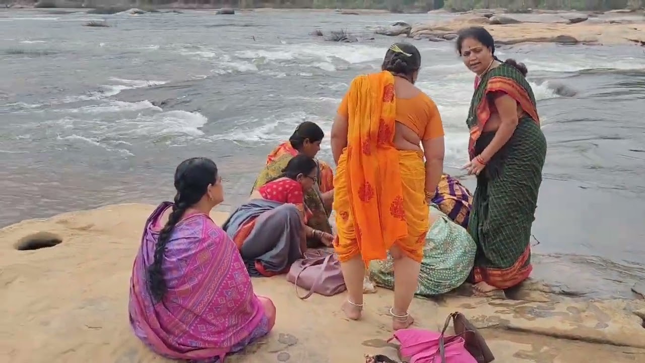 ಕಾರ್ತಿಕ ಮಾಸ ತುಂಗಾ ದಡದಲ್ಲಿ ಪೂಜೆ ಹಾಗೂ ದೀಪ ಸಮರ್ಪಣೆ,deepa samarpane hagu tunga nadi pooje,