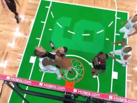 Jaylenn Brown Monster Dunk ?