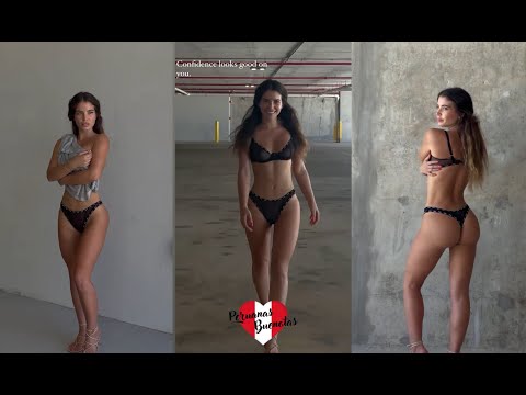 Flavia Laos en sexy lenceria