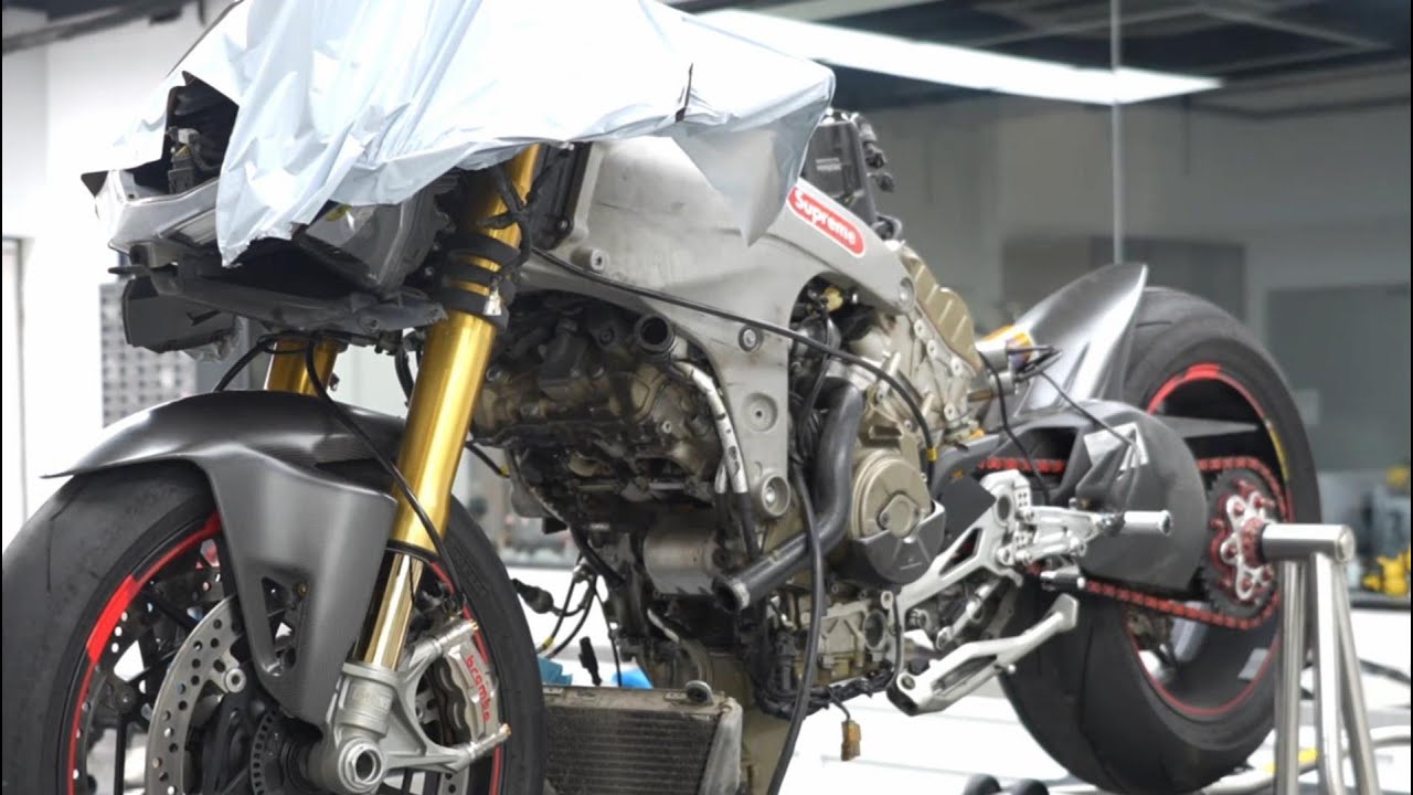 限量 1500 台的杜卡迪 Panigale V4 SP 如何全面复活？全过程记录