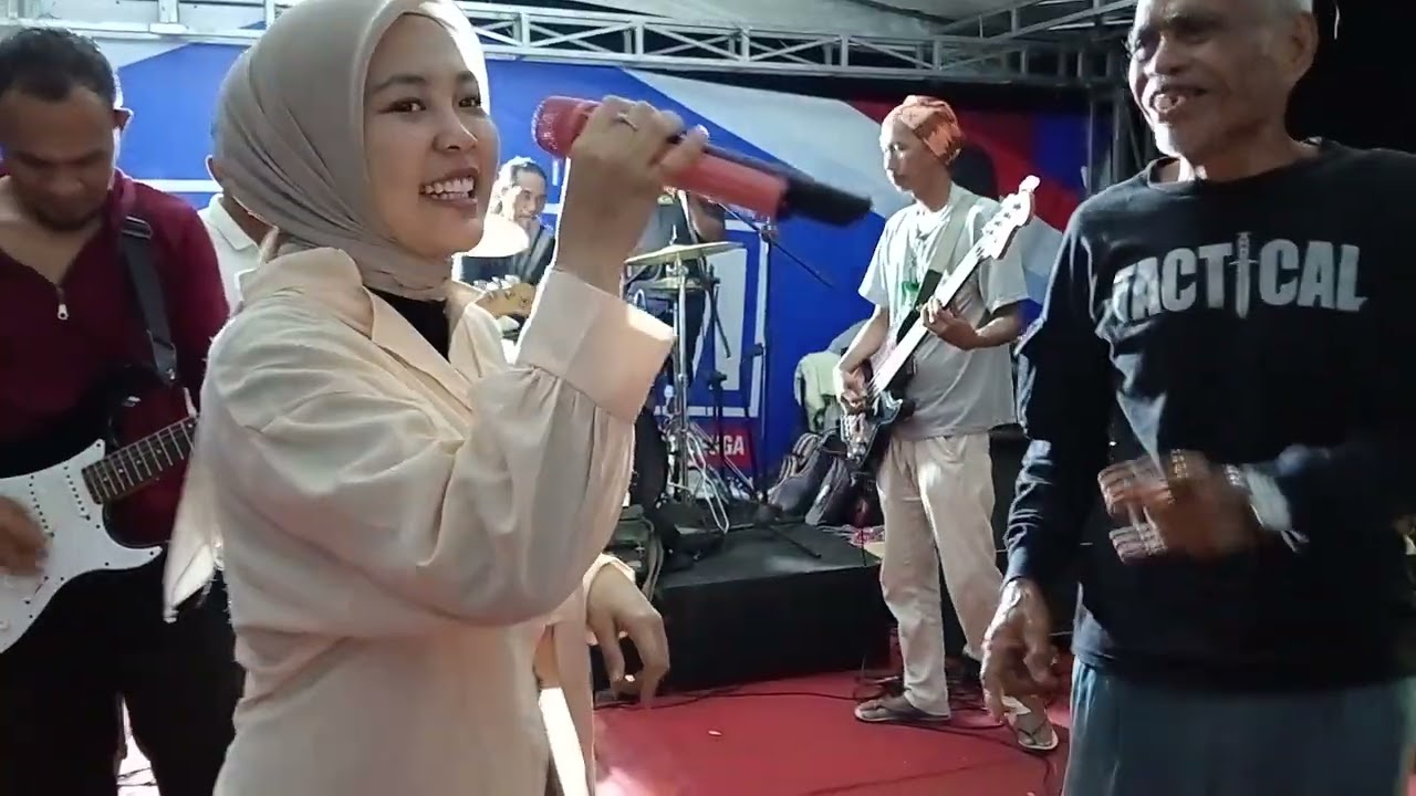 kita di hibur artis Indosiar Selfi