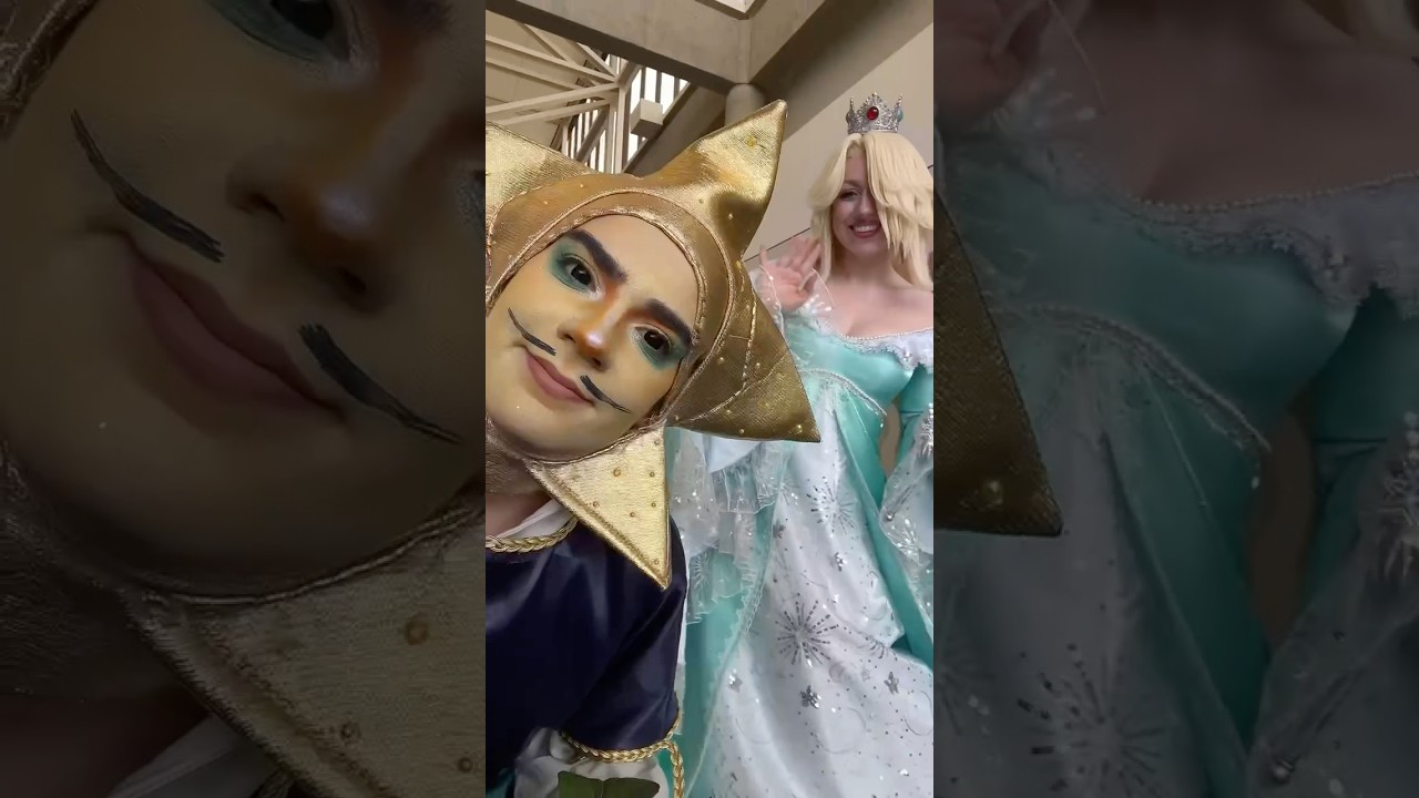 LUMA JESTER AND ROSALINA !!! #mario #mariocosplay #rosalina #momocon