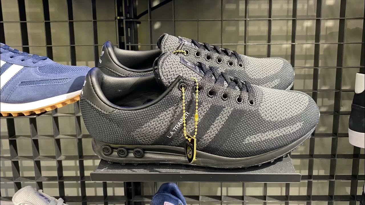 loto sangrado Susceptibles a Latest released of Adidas Originals LA Trainer Woven (Black/Grey) - YouTube