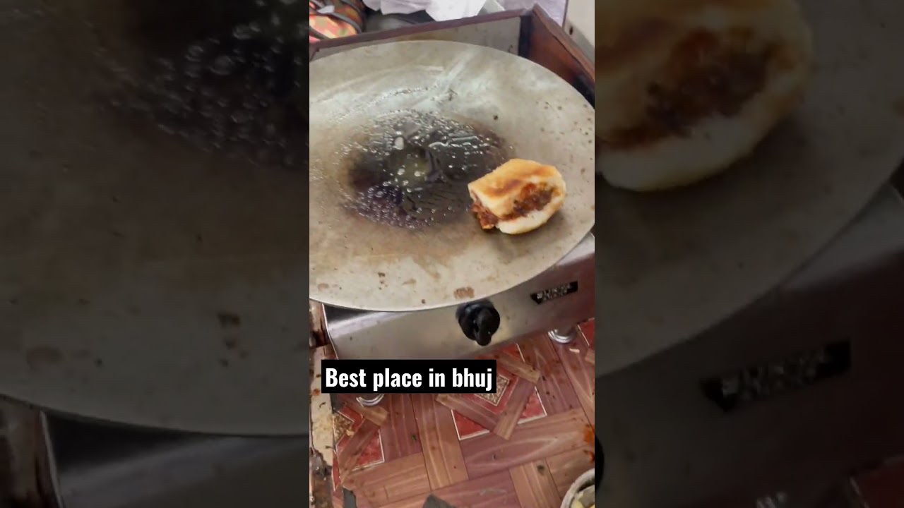 The best street food place in bhuj which is famous for dabeli 