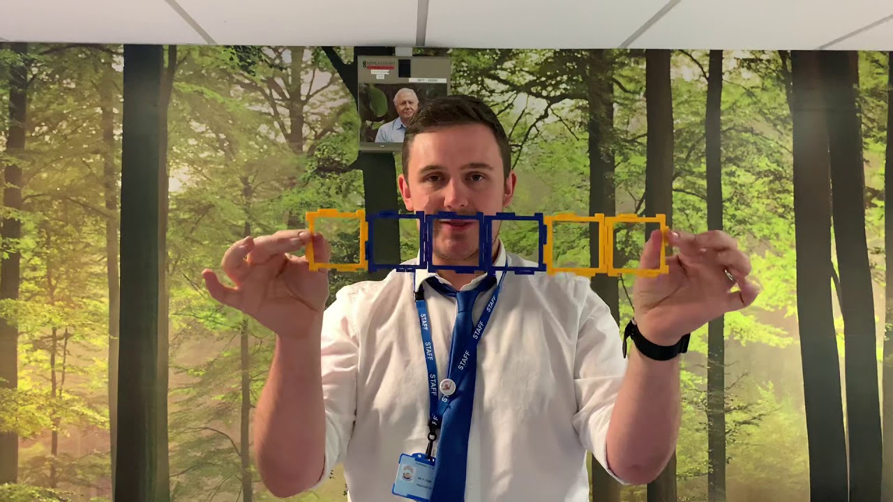 Introduction to hexominoes