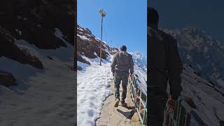 sri#mountains#kedarnathstutas#himalayas#hills#youtubeshorts#travel#shorts#reels#mood#music#old#yt