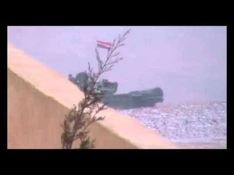 رنكوس القلمون 27 1 2012 الدبابات تحاصر البلدة من كل الجهات