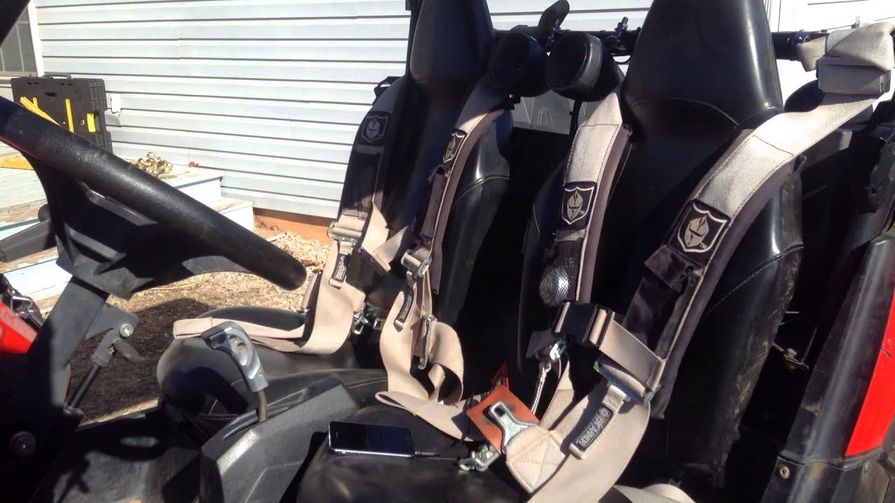 Sound Test of the Boss MC450 UTV 4 Speaker Stereo on my Polaris Rzr XP