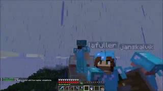 minecraft survival: Its raining riders.