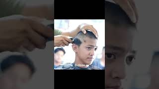 Download Lagu KETUA GENX STM DI BUZZCUT MP3 Download Lagu KETUA GENX STM DI BUZZCUT MP3
