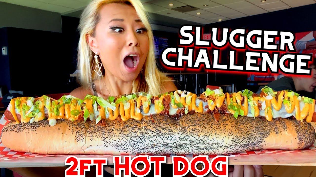 2FT HOT DOG SLUGGER CHALLENGE at Sportsnet Grill in Toronto, ON!! ft. 