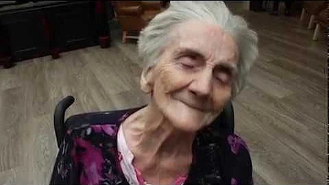 The Power of Music: How Songs Ease The Minds Of Alzheimer's Patients