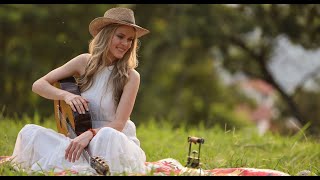 Video thumbnail of "Katie James - Al Sur (Vals de Jorge Villamil)"