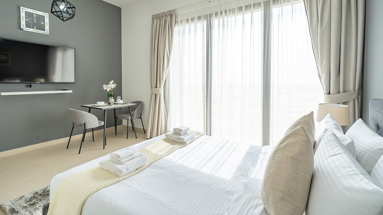 Studio Apartment in UNA  | Town Square