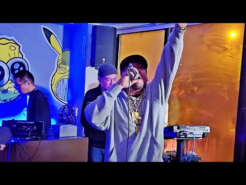 MEGA-G - JUSWANNA IS DEAD, Return of the Boom Bap (Live) - YouTube