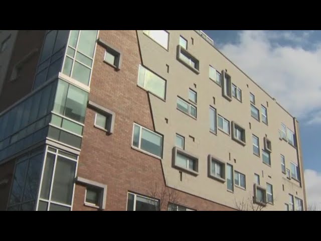 Neighbors Tour Harlem Building As City Finalizes Plans