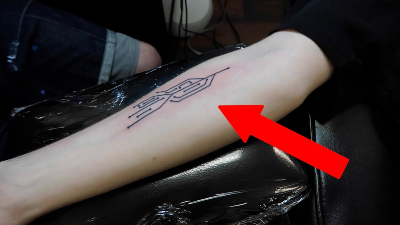 CIRCUIT BOARD TATTOO! (Vlog)