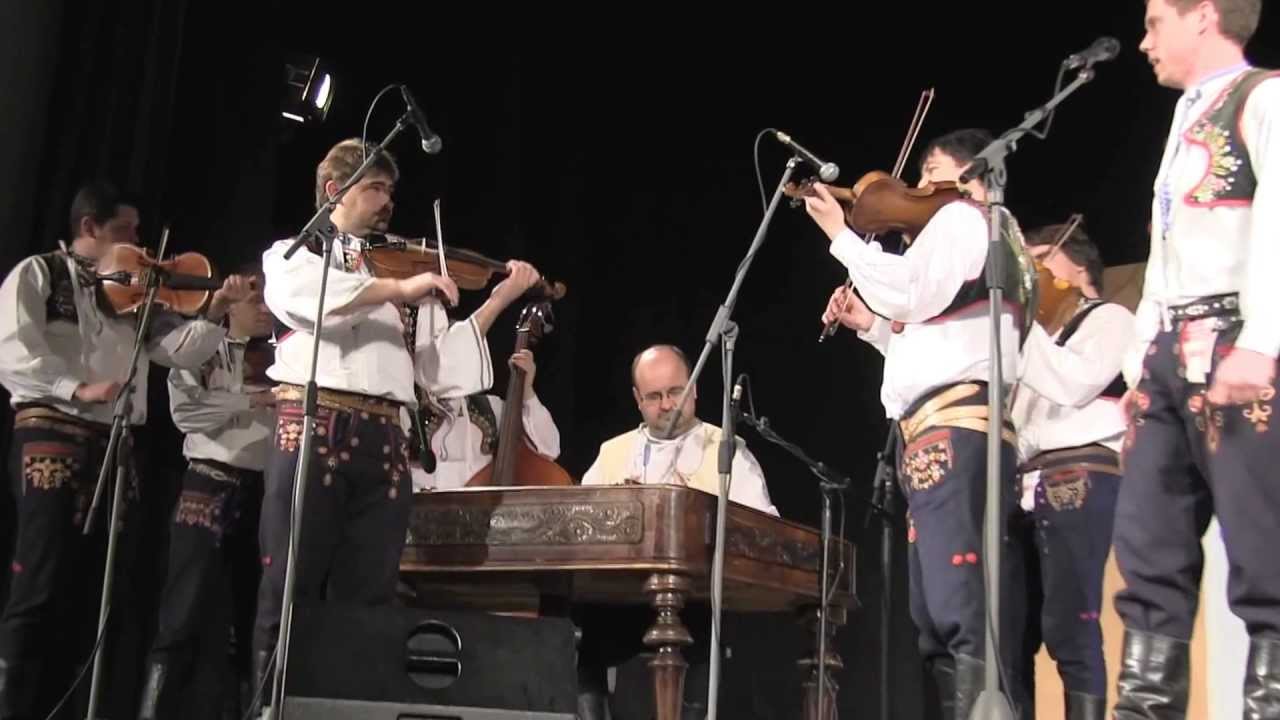 VESELÍ NAD MORAVOU-30.ročník SLOVÁCKÉ STUHY: HCM PETRA GALEČKY a host ...