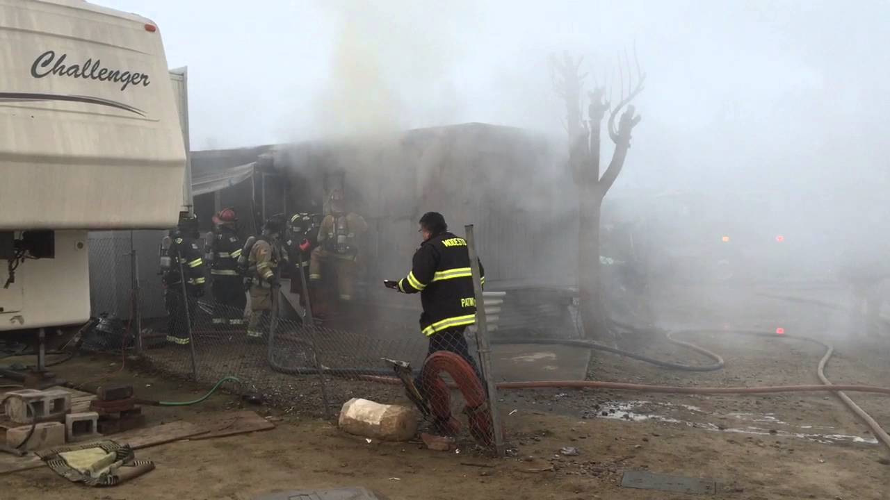 South Modesto Mobile Home Fire - YouTube