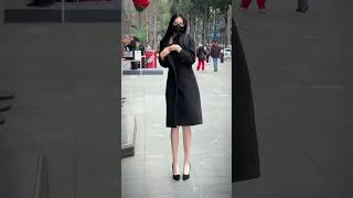 코트누나의 몸매과시 원피스 룩